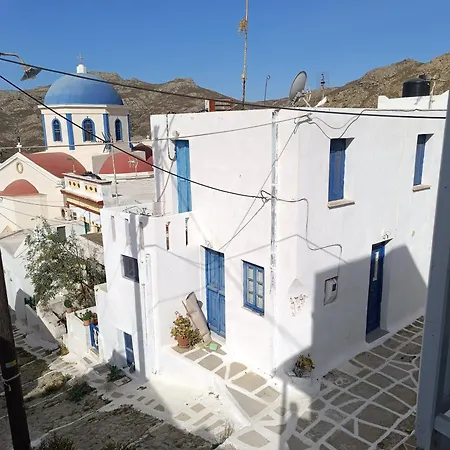 Per Seas * Serifos Town